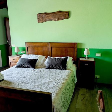 La Bugneta Bed and Breakfast Pietrasanta Rum bild